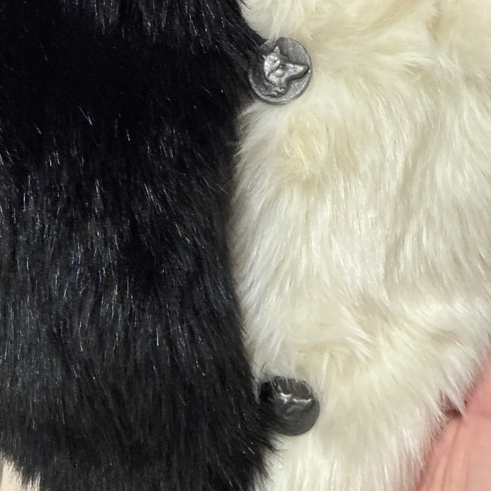 RARE SpiritHoods MOON WOLF Collector's Edition SHAWL Cloak Scarf Secret Pawket - Picture 9 of 12